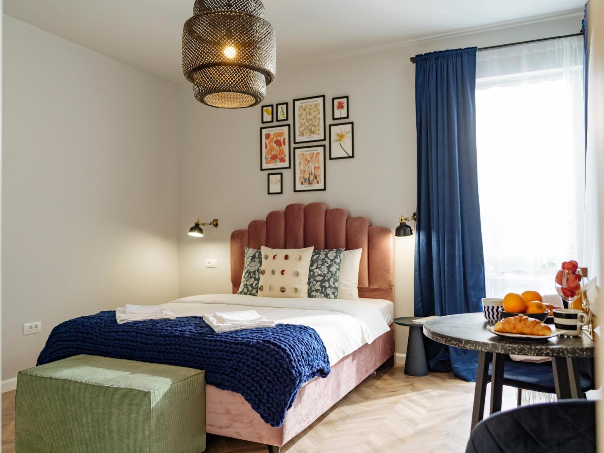 בוקרשט Petite Maison Sur Le Boulevard מראה חיצוני תמונה
